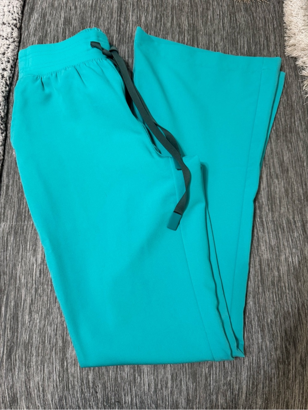 Figs Oasis Scrub Set